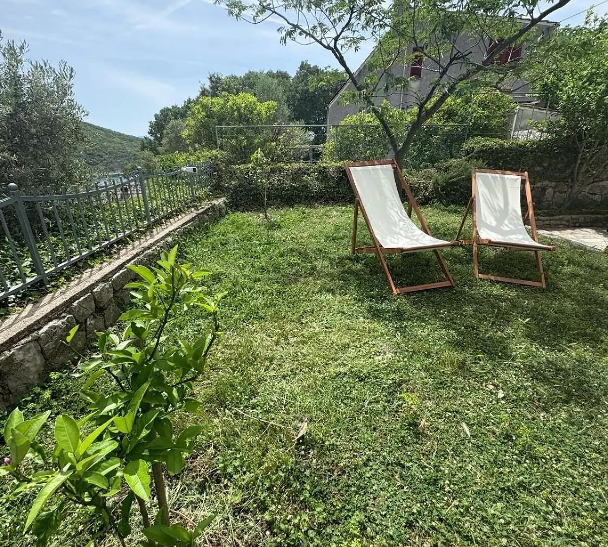 Island Home Green Escape Cres Porozina 0*,