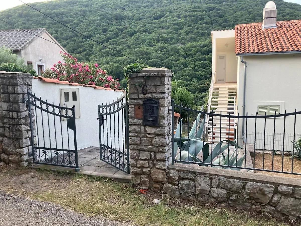 빌라 Island Home Green Escape Cres Porozina